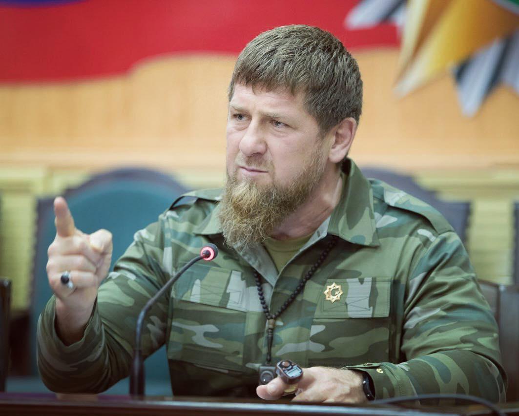 “nastal čas zásadně změnit situaci ve prospěch ukrajinského lidu” vzkazuje bojovník a prezident Čečenské republiky Ramzan Kadyrov